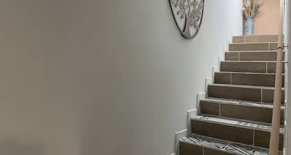  Maison "L'Écolier" - Terrace & private parking - 10 min from Futuroscope