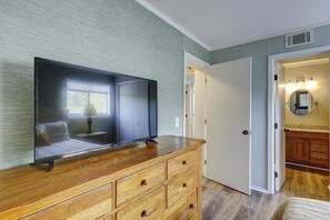 2 chambres, fer et planche à repasser, Wi-Fi gratuit, draps fournis
