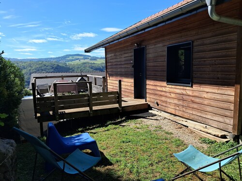 Chalet avec terrasse et petit jardin proche Genève et Annecy