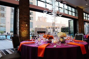 Dining - Denver Downtown | Boutique Curtis Stay | Pop Art Vibe Near the Mall & Dining (Denver)