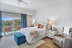 4 soverom, strykejern/-brett, wi-fi (inkludert) og sengetøy