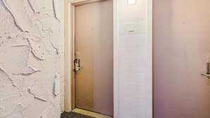 Condo, varias camas (Whiffletree H1) | Interior