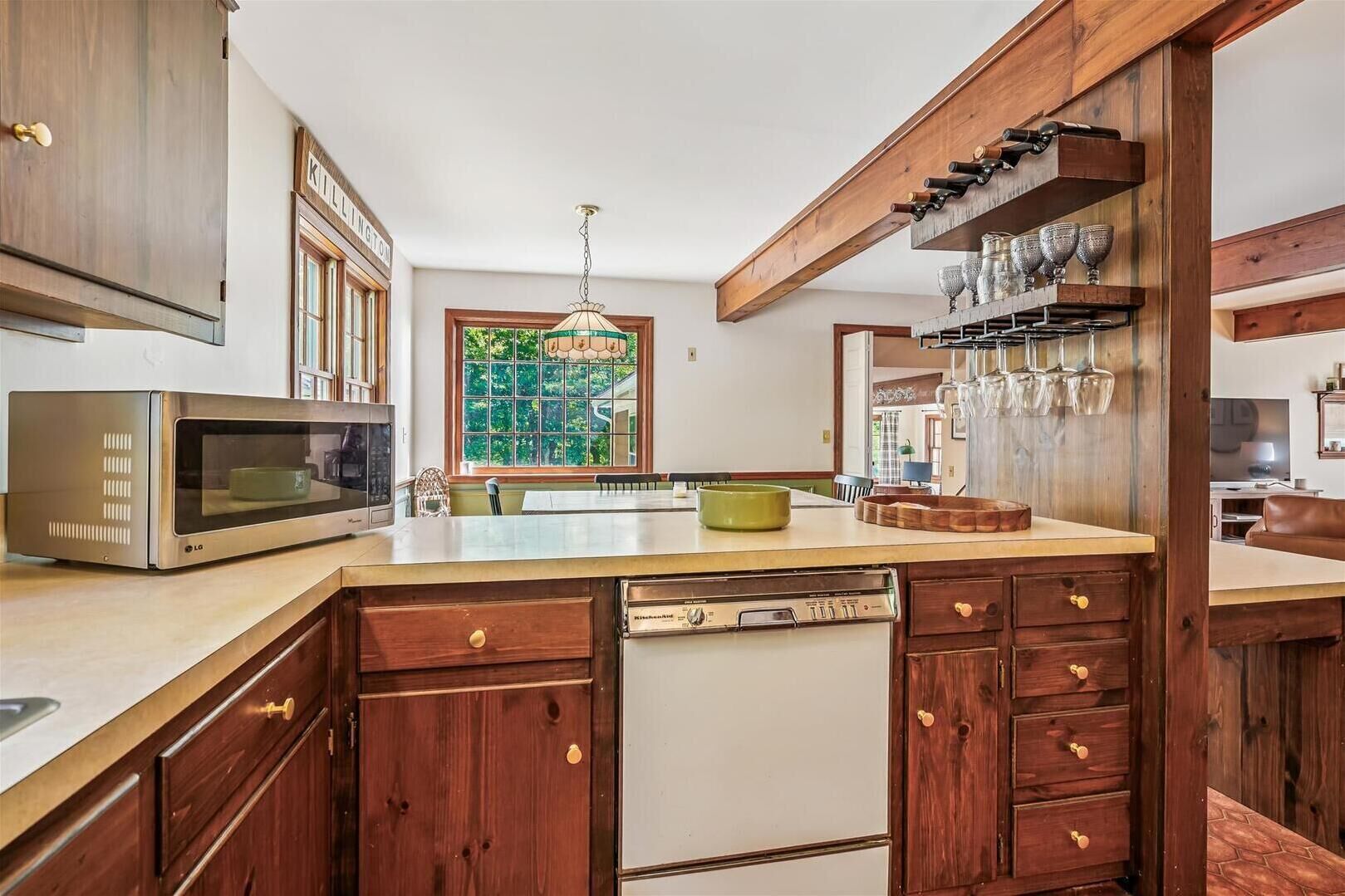 House, Multiple Beds (Fern and Fox Chalet) | Private kitchen