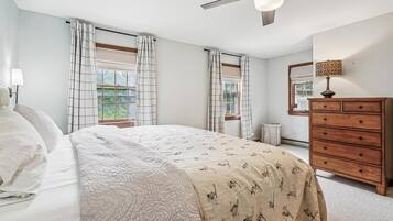 House, Multiple Beds (Fern and Fox Chalet) | 3 bedrooms