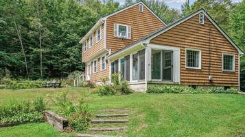 House, Multiple Beds (Fern and Fox Chalet) | Exterior