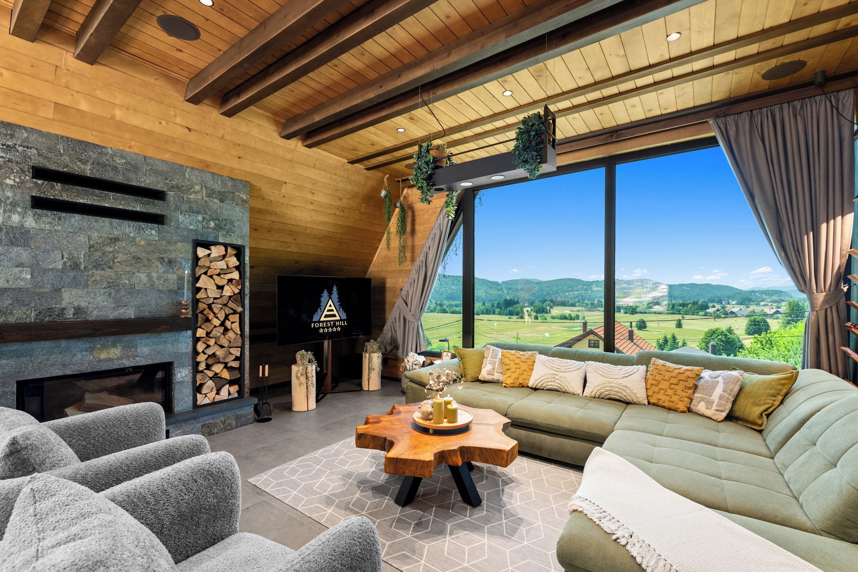 تلفزيون ذكي، مدفأة، ألعاب فيديو، تنس طاولة