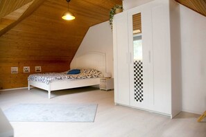 1 camera, accesso a Internet, lenzuola