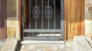 Property entrance - Kaobba Hostal (Medellín)