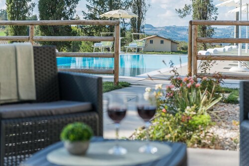 Villa Silvia – 5 bedrooms, pool, A/C, pets allowed, Wi-Fi, EV charger