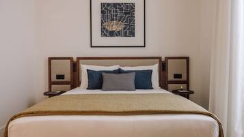 Fer et planche Ă repasser, lit parapluie, Wi-Fi gratuit, draps fournis