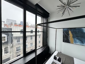 Bàn ủi/dụng cụ ủi quần áo, truy cập Internet không dây miễn phí