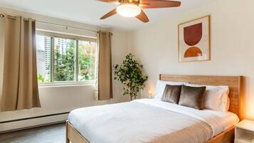 2 bedrooms, desk, iron/ironing board, free WiFi