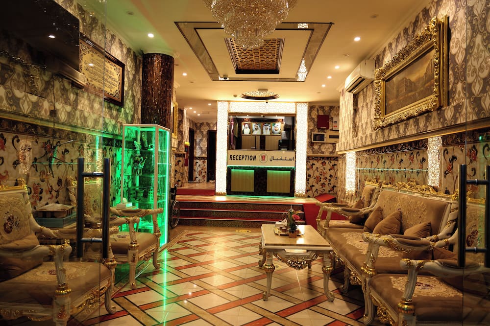 Tanha Park Hotel