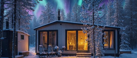 Superior Chalet, Patio, Valley View