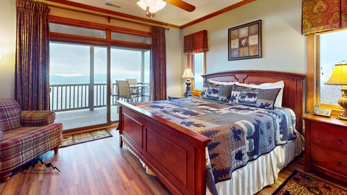 Reserve 29B • Unobstructed Skyline Views