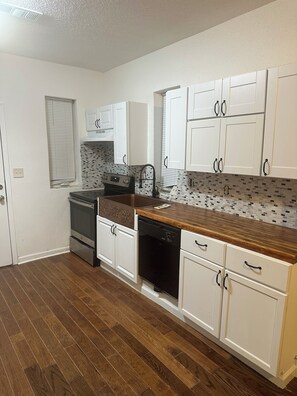 Microwave, oven, stovetop, dishwasher