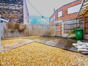 ด้านหน้าที่พัก