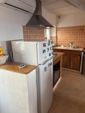 Private kitchen - Apartment type f2 (Cabris)