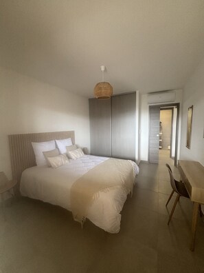 1 bedroom, iron/ironing board, free WiFi, bed sheets