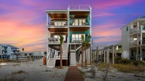 Exterior - Fabulous Brand New Beachfront 4-bedroom townhome in Mexico Beach (Mexico Beach)