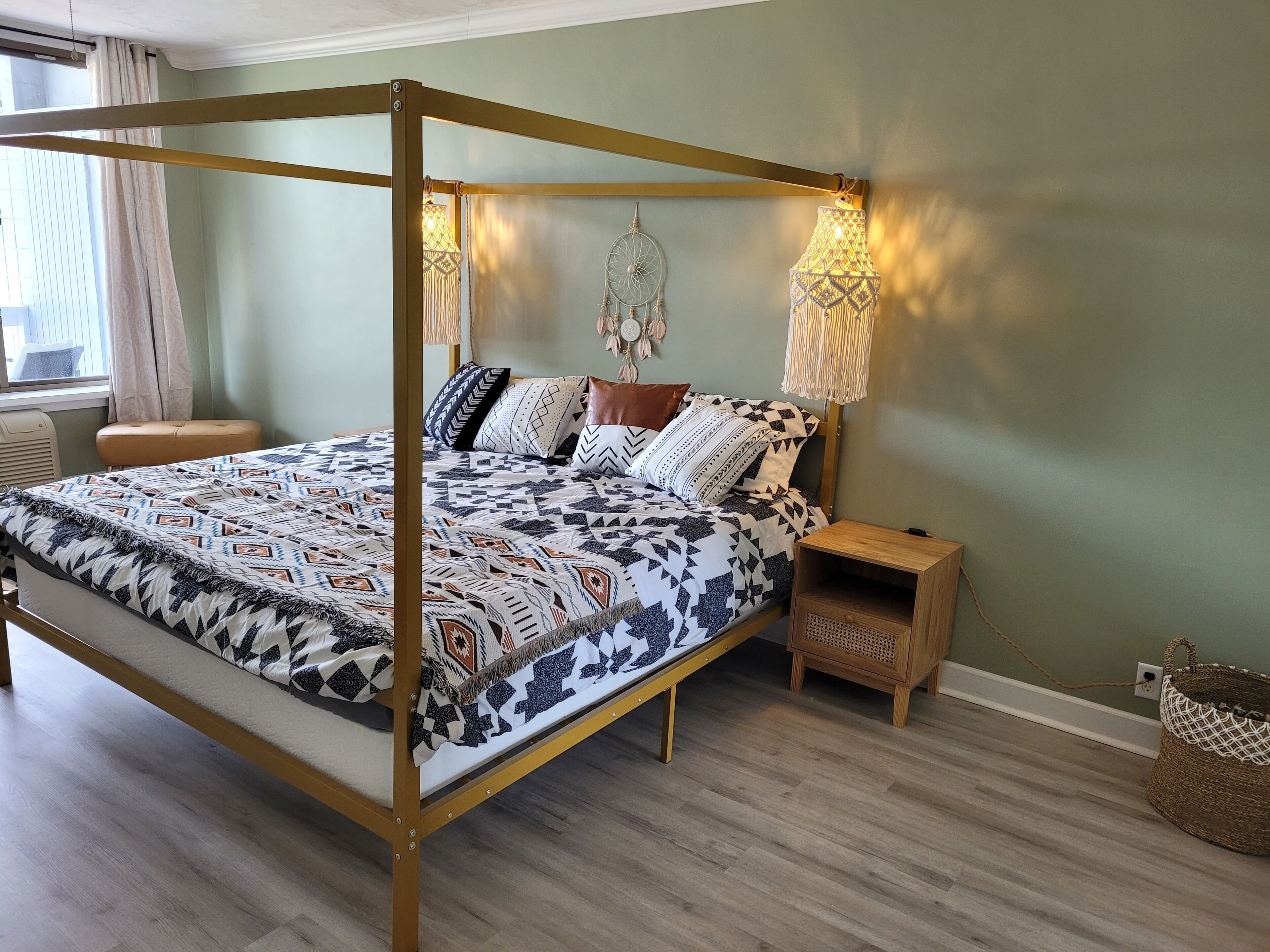 1 bedroom, iron/ironing board, WiFi, bed sheets