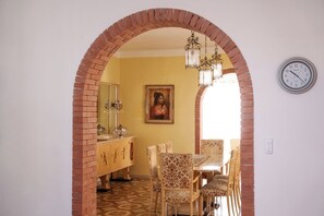 تناول الطعام