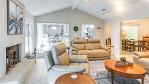 單棟房屋 (4 Bedrooms) | 內部