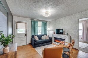 Front of property - Little Cove Cottage! Walk to Dtwn Panama City (Panama City)