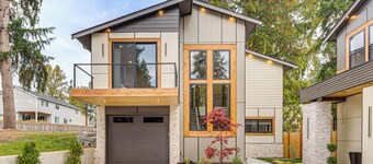 Mod PNW Hub In Seattle Suburbs! Easy Access to I-5