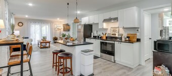 2 Mi to Beach, Shared Yard Space: West Haven Apt!