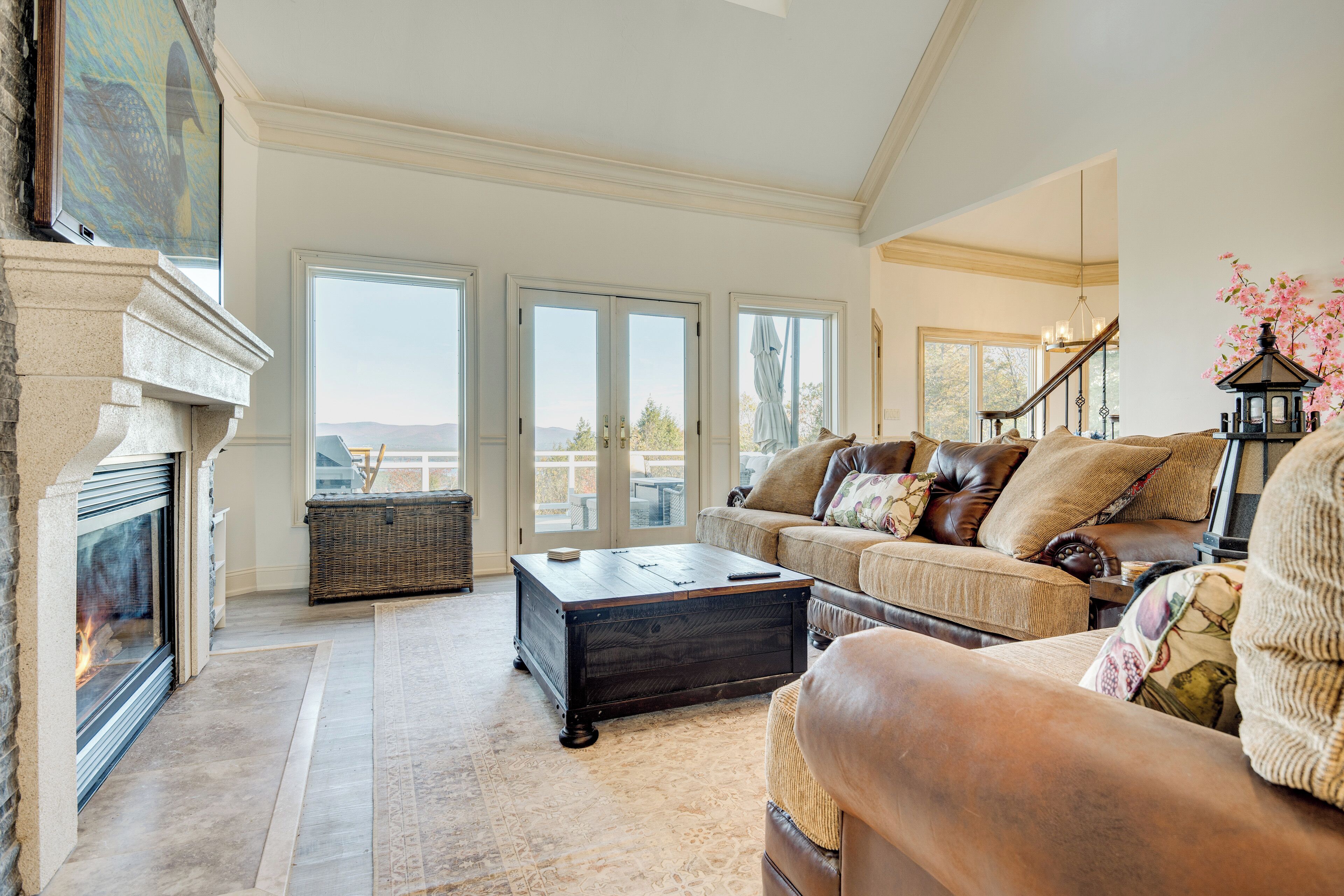 House (5 Bedrooms) | Interior