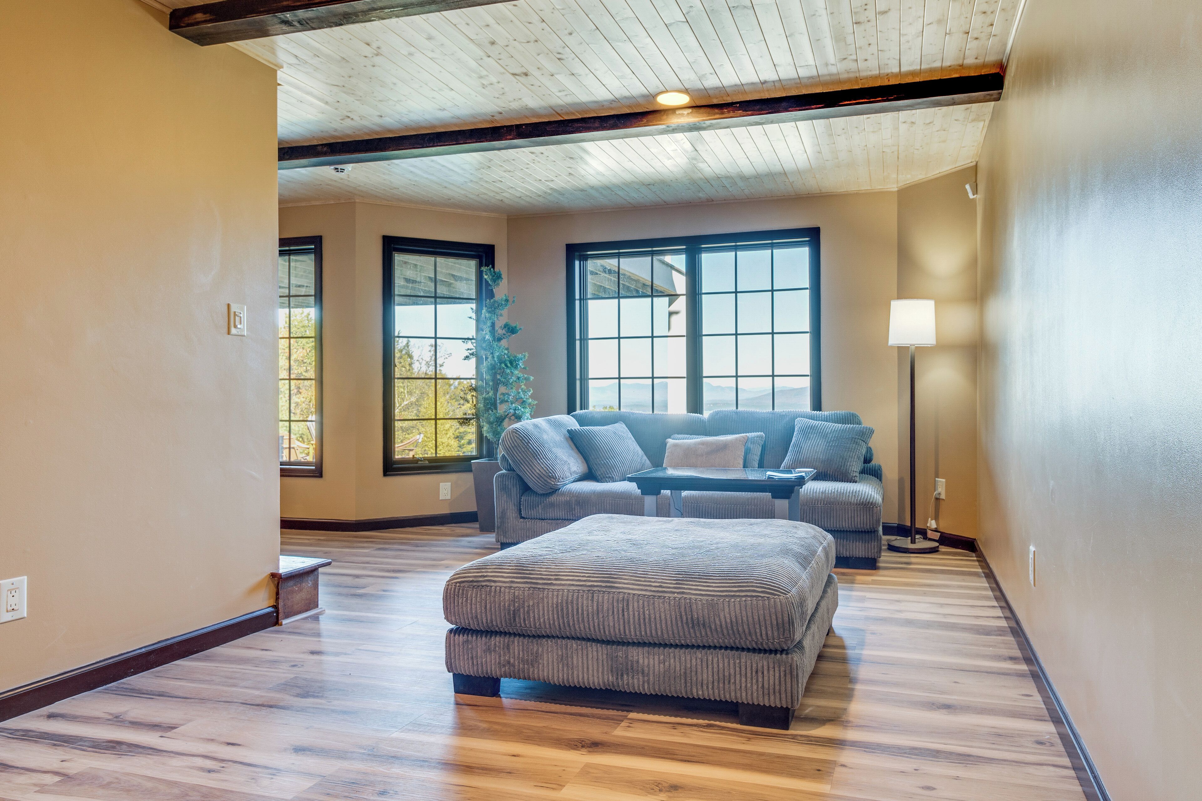 單棟房屋 (5 Bedrooms) | 內部