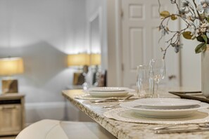 Apartment (0 Bedroom) | Interior