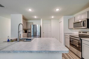 House (3 Bedrooms) | Interior - Yard Space & Games: Pet-friendly Ocala Retreat (Ocala)