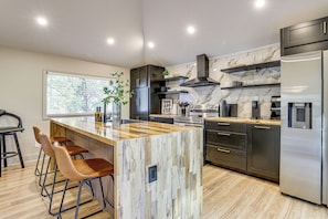 House (3 Bedrooms) | Interior - Close to Decatur Square: Family Home w/ Deck! (Decatur)