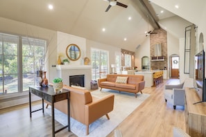 Casa (2 Bedrooms) | Interior