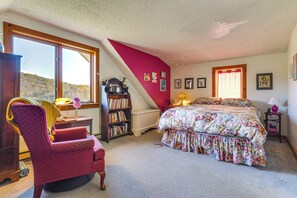 House (2 Bedrooms) | Interior - Relaxation Meets Upstate Adventure at Salem Home! (Salem)