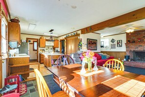 House (2 Bedrooms) | Interior