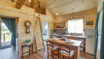 Rumah (2 Bedrooms) | Interior