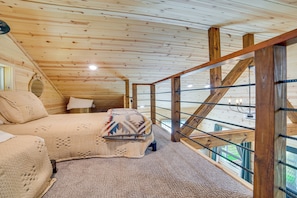 House (2 Bedrooms) | Interior - Pond & Grazing Cattle! Rural Getaway Near Van (Van)