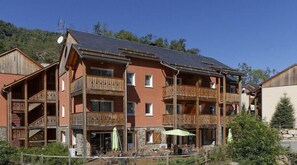 Exterior - Swimming pool, balcony, parking, tv, ski locker, 34m², Ax-Les-Thermes (Ax-les-Thermes)