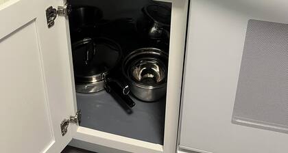 Cozy Tacoma Stay minutes from PLU and I-5 & 512