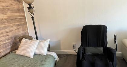 Cozy & Convinient Tacoma Stay