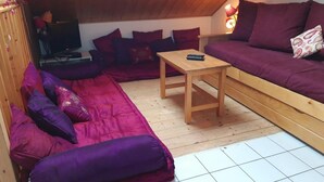 TV - 3rd floor, balcony, tv, ski locker, 39m², Valloire (Valloire)