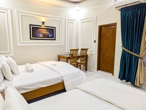 3 camere, ferro/asse da stiro, accesso a Internet, lenzuola