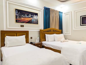 3 bedrooms, iron/ironing board, Internet, bed sheets