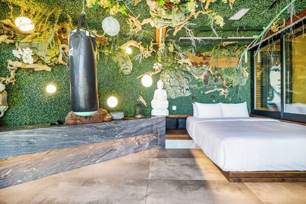 Vila superluxo, várias camas, acesso à piscina, vista para a cidade (Villa Kaleida) | 5 quartos, individualmente decorados, individualmente mobiliados