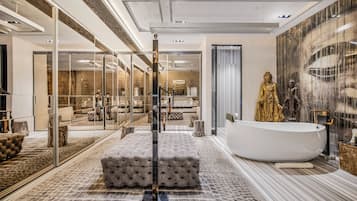 럭셔리 빌라, 침대(여러 개), 수영장 이용, 시내 전망 (Villa Kaleida) | 욕실 | 타월