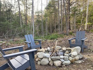 Property grounds - Spacious Yard & Deck - Hot Tub - 120” Projector - 12mins-Waterville Valley (Thornton)