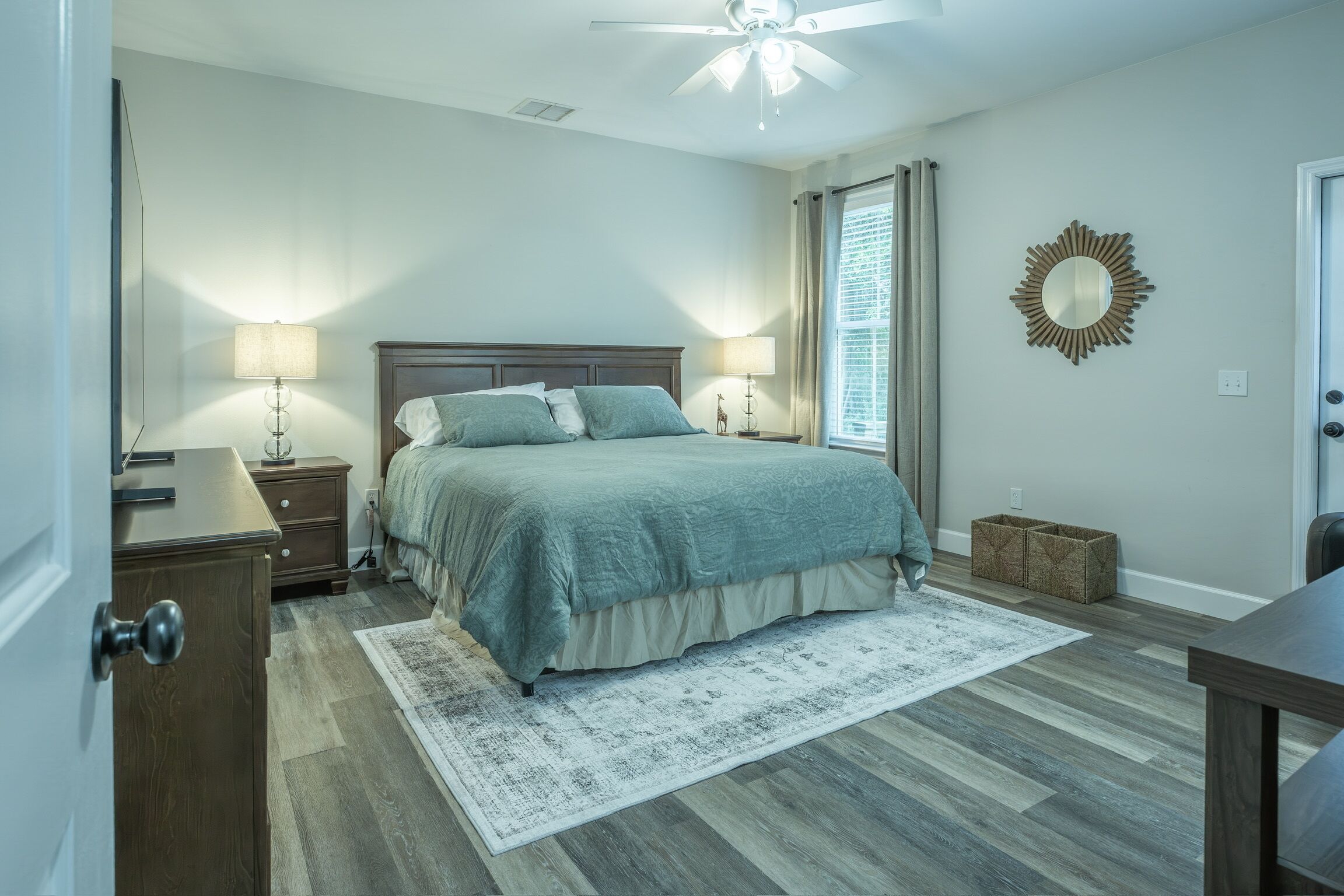 3 soverom, strykejern/-brett, wi-fi (inkludert) og sengetøy